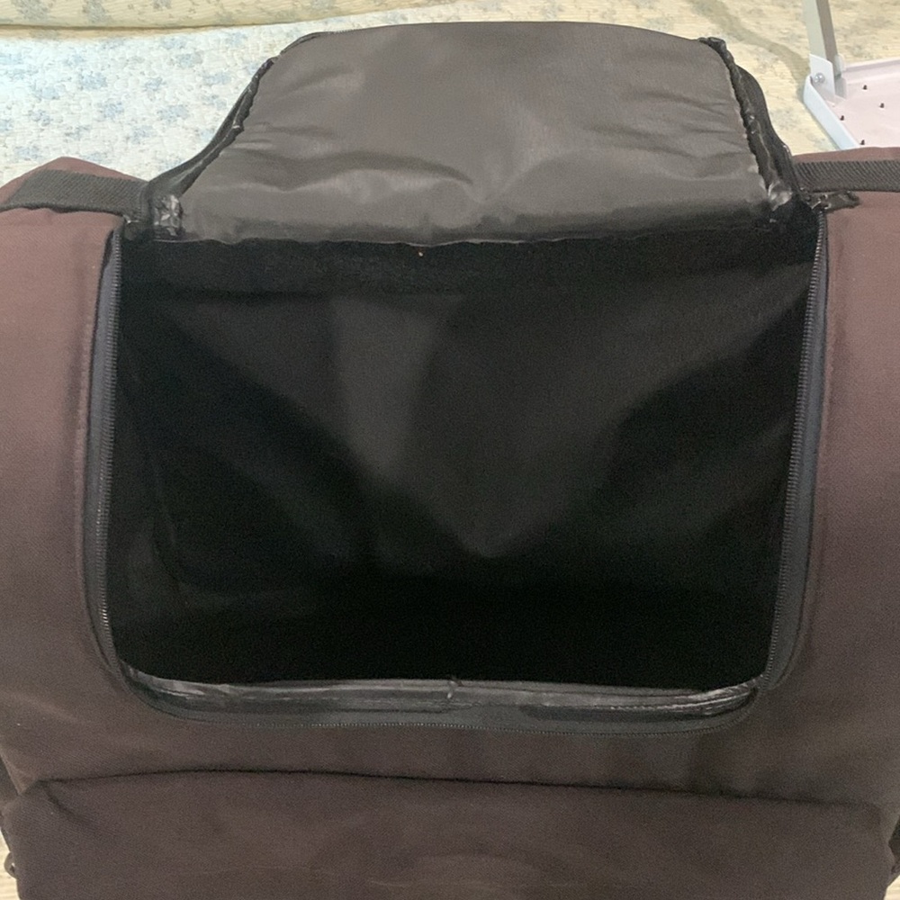Harley Davidson By SAC Touring backrest sissy bar travel luggage pack Like NEW - Picture 3 of 8